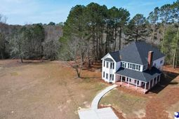 964 Celtic Ln. photo 4