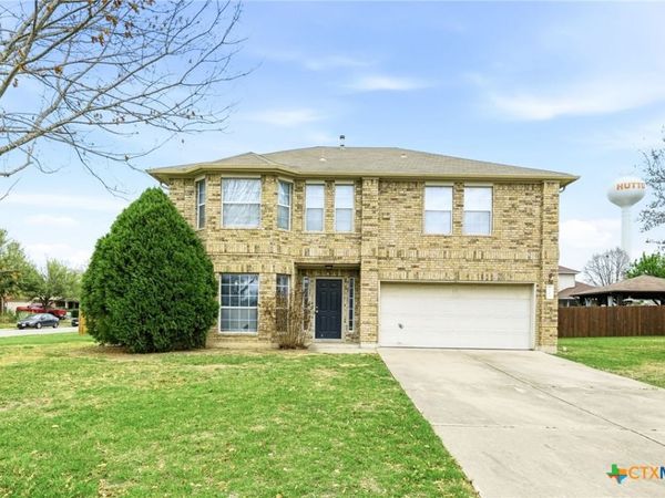1102 Briscoe Cove , Hutto, TX 78634
