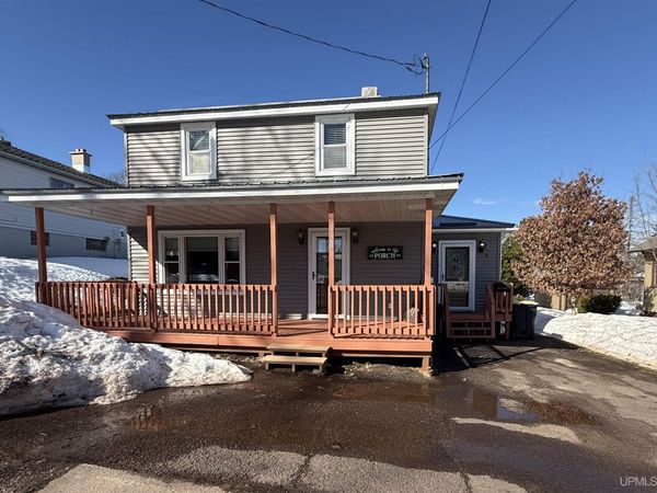 720 Hill Street, Ironwood, MI 49938