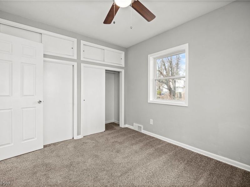 975 N Ridge Road E, Lorain, OH 44055 Photo 17