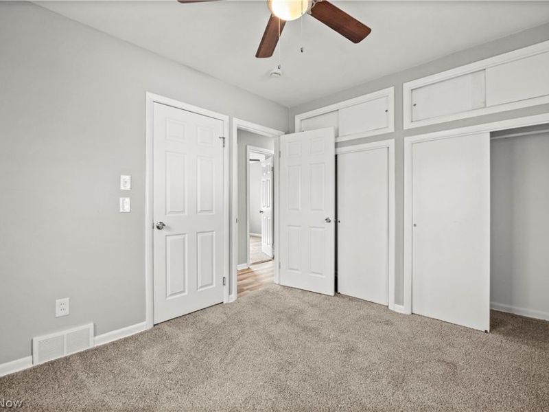 975 N Ridge Road E, Lorain, OH 44055 Photo 18