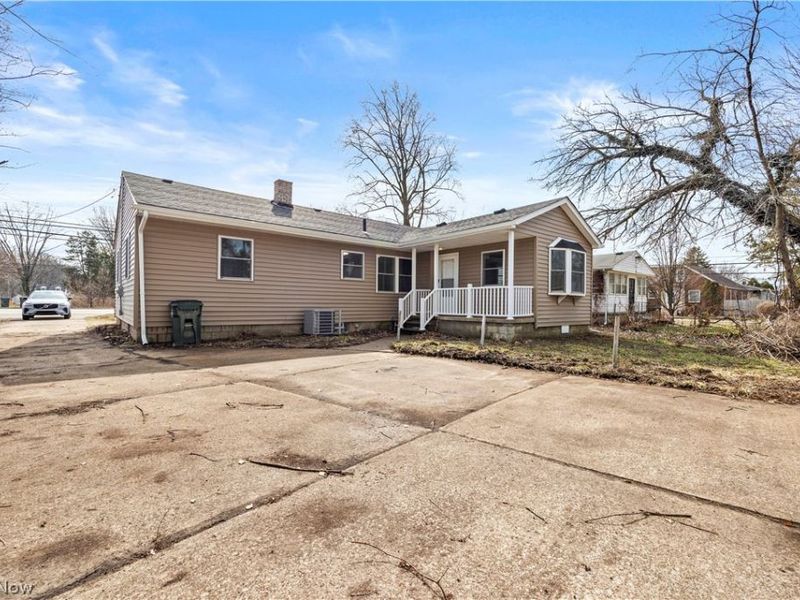 975 N Ridge Road E, Lorain, OH 44055 Photo 31