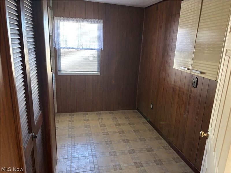 2407 Nesmith Lake Boulevard , Akron, OH 44314 Photo 14