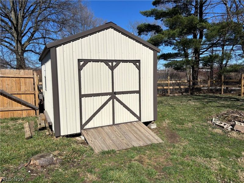 2407 Nesmith Lake Boulevard , Akron, OH 44314 Photo 6