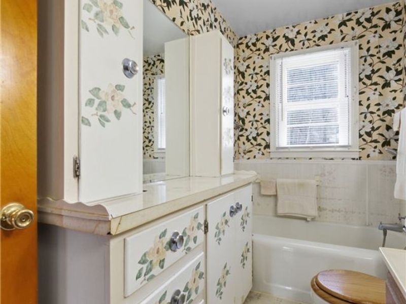 3411 Sweitzer Street NW, Uniontown, OH 44685 Photo 18