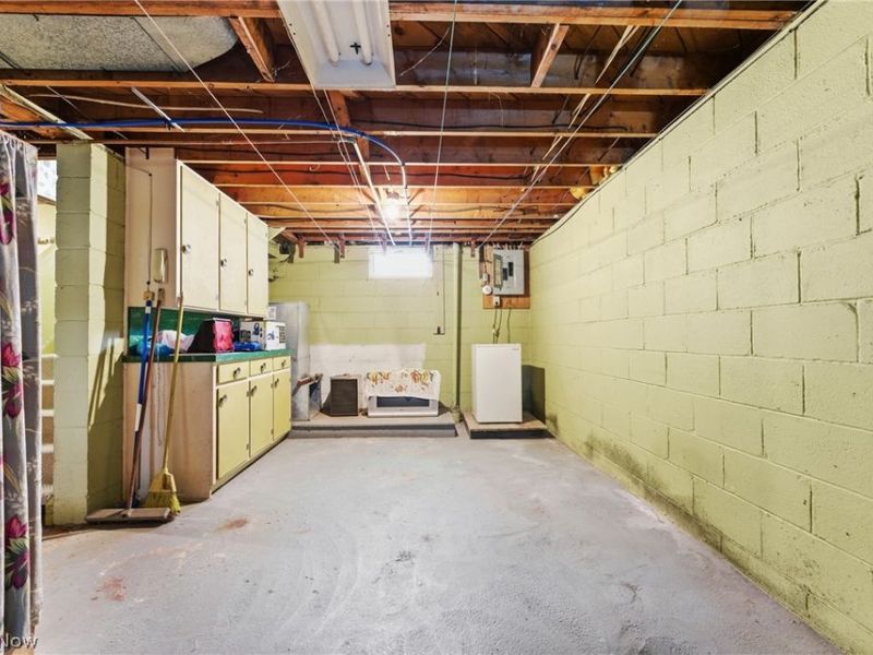 3411 Sweitzer Street NW, Uniontown, OH 44685 Photo 27