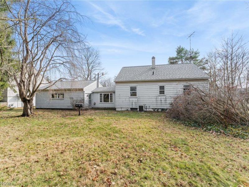 3411 Sweitzer Street NW, Uniontown, OH 44685 Photo 6