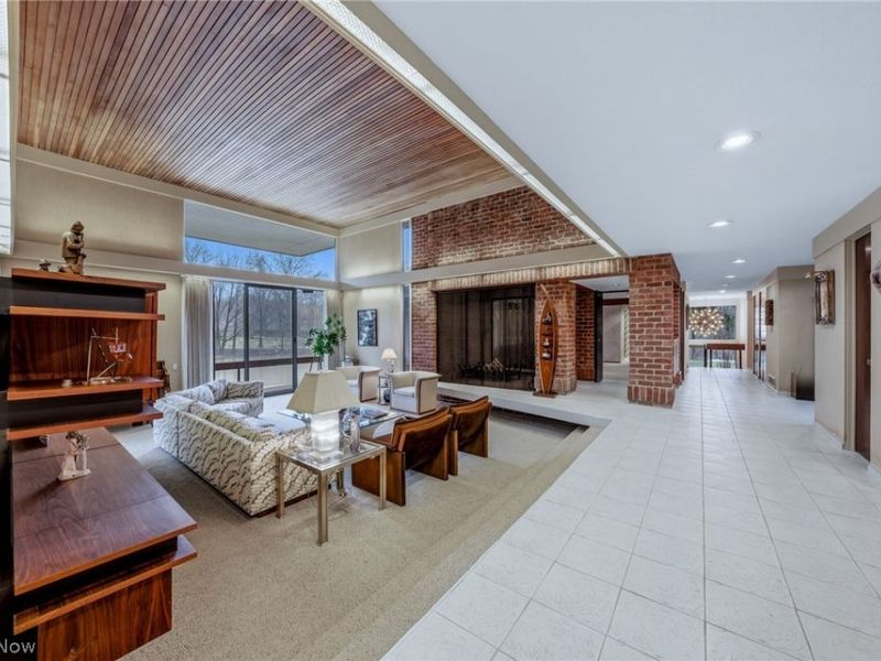 3323 Bremerton Road , Pepper Pike, OH 44124 Photo 3