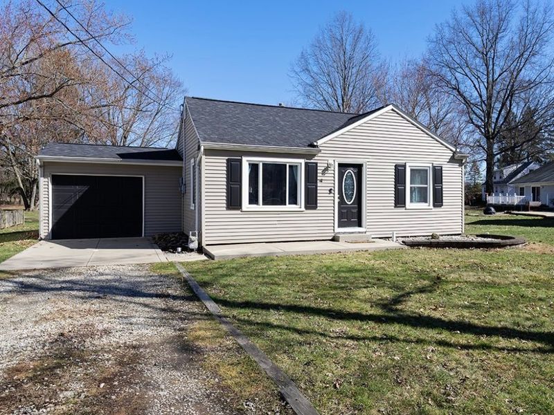 6429 Fitch Road, Olmsted Township, OH 44138 Photo 2