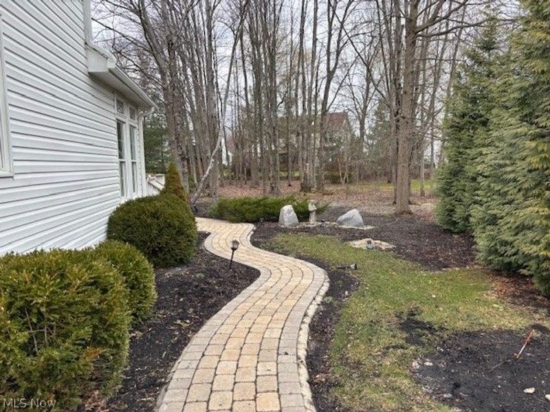 1045 Orchard Lane , Broadview Heights, OH 44147 Photo 3