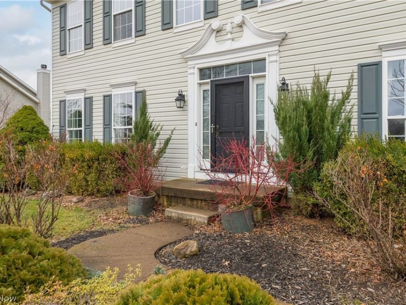 4512 Belmont Drive , Avon, OH 44011 Photo 3