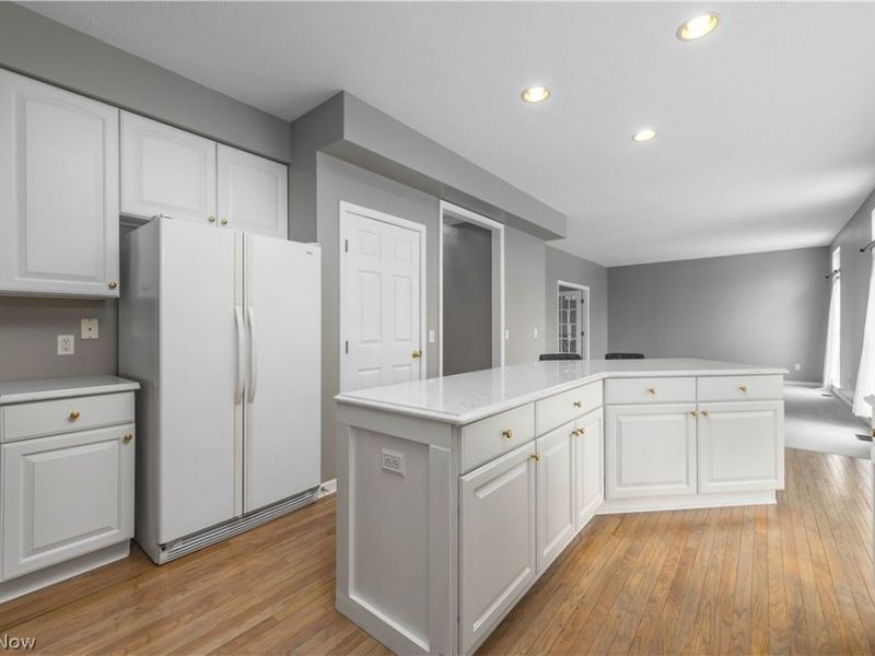 4512 Belmont Drive , Avon, OH 44011 Photo 7