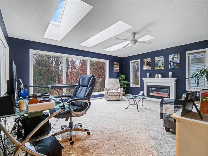 39315 King Edward Court , Willoughby, OH 44094 Photo 3