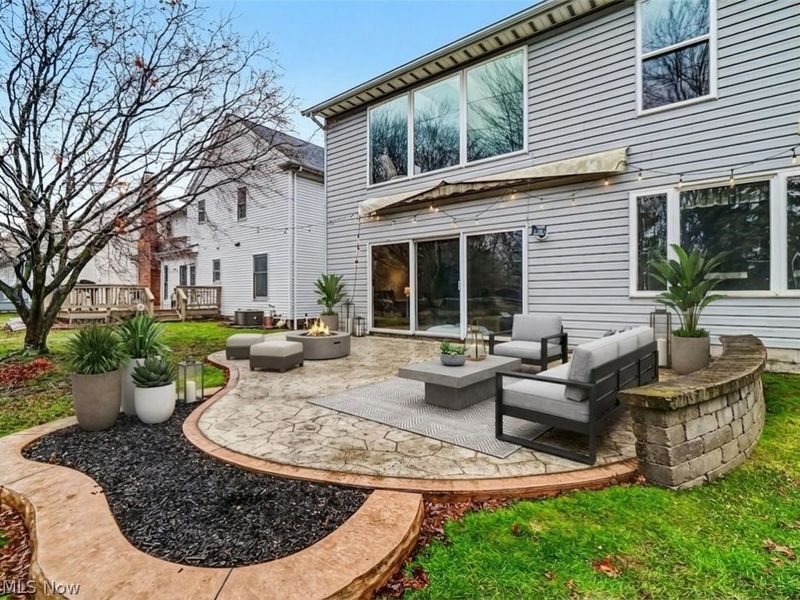 39315 King Edward Court , Willoughby, OH 44094 Photo 4