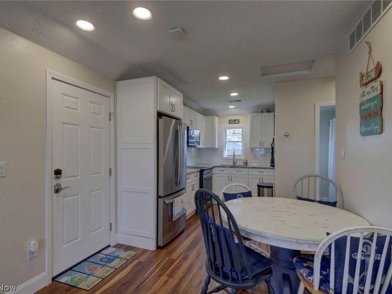 189 Harcourt Road , Vermilion, OH 44089 Photo 10