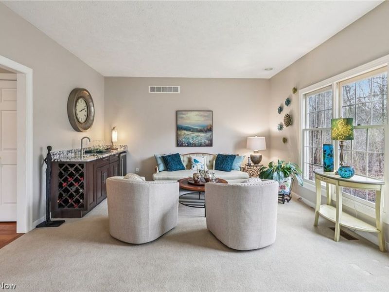 17616 Stockton Lane , Chagrin Falls, OH 44023 Photo 13