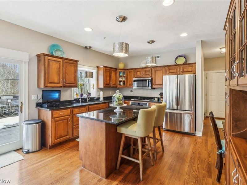 17616 Stockton Lane , Chagrin Falls, OH 44023 Photo 8