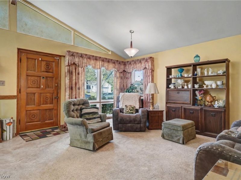 473 Leeds Street , Akron, OH 44305 Photo 15