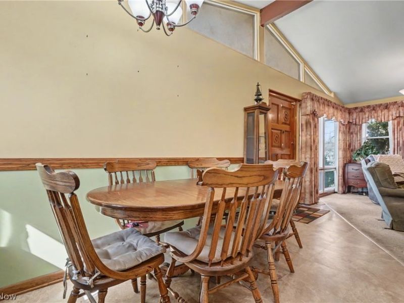 473 Leeds Street , Akron, OH 44305 Photo 17