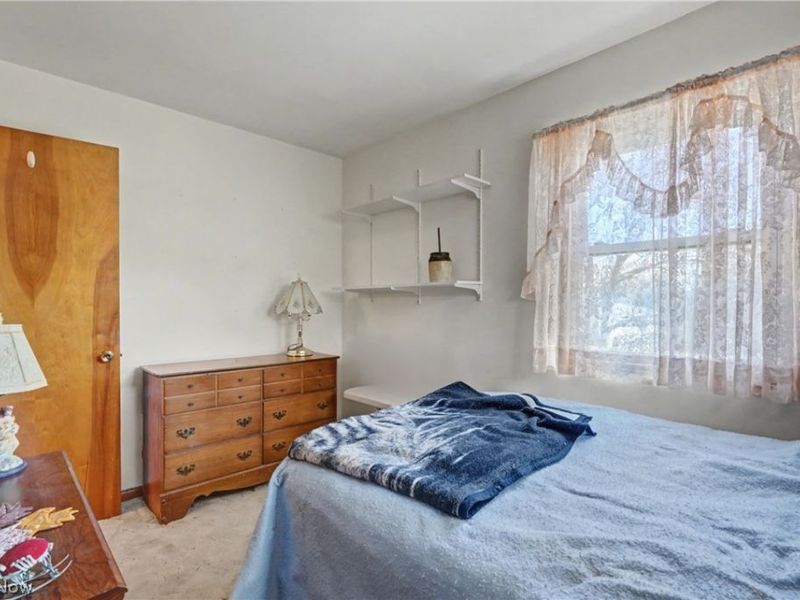 473 Leeds Street , Akron, OH 44305 Photo 26