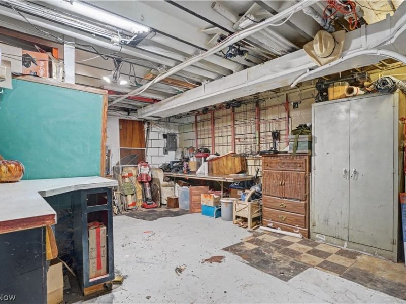 473 Leeds Street , Akron, OH 44305 Photo 29