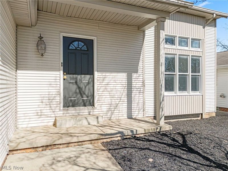 5913 Fulton Drive NW, Canton, OH 44718 Photo 2