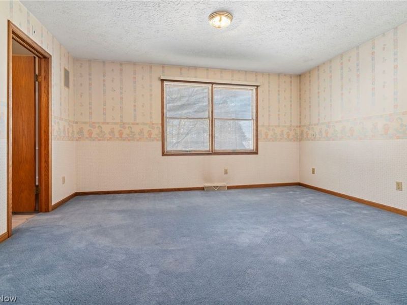 5913 Fulton Drive NW, Canton, OH 44718 Photo 22