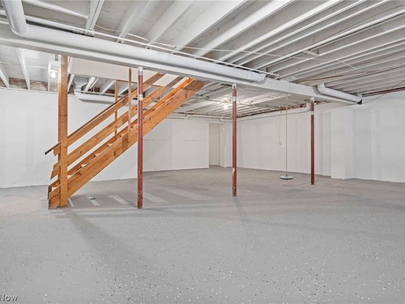 5913 Fulton Drive NW, Canton, OH 44718 Photo 24