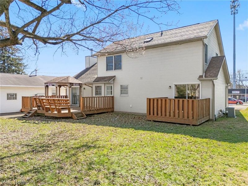 5913 Fulton Drive NW, Canton, OH 44718 Photo 25