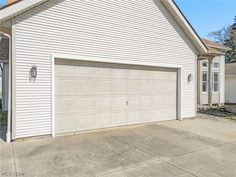 5913 Fulton Drive NW, Canton, OH 44718 Photo 32