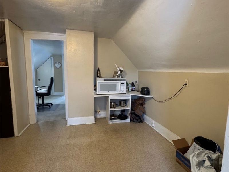 2631 Hampshire Road , Cleveland Heights, OH 44106 Photo 17