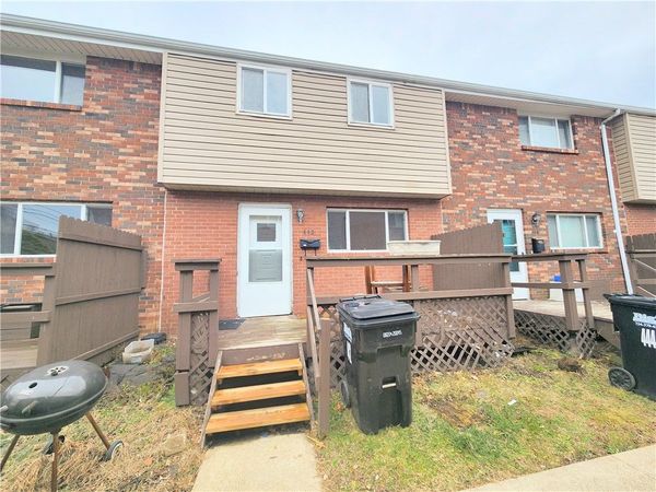 442 Brierly Ln , West Mifflin, PA 15122