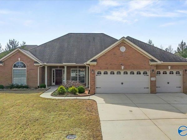 4406 Coatsbridge Drive SE, Owens Cross Roads, AL 35763