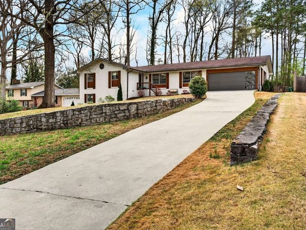 3297 N Embry Circle, Atlanta, GA 30341