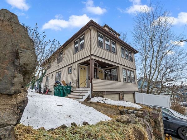 11 Birch St, Lynn, MA 01902