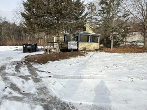 890 Amesbury Road, Haverhill, MA 01830