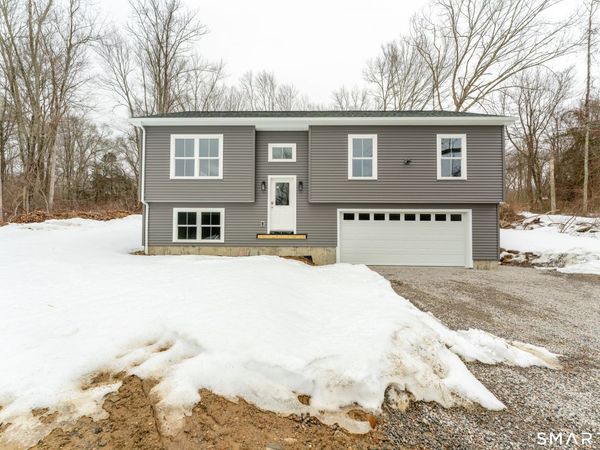 7 Halls Mill, Preston, CT 06365