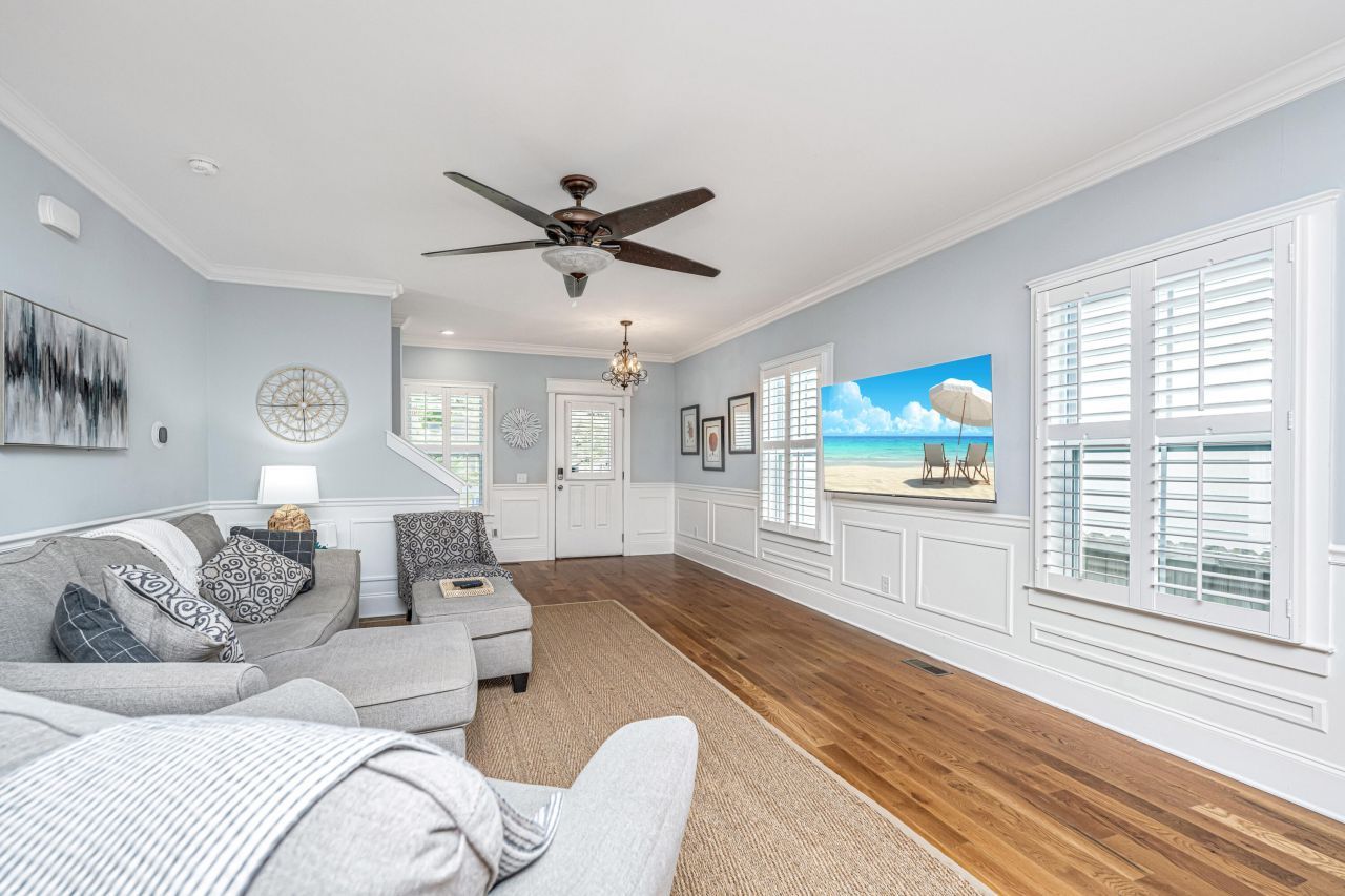 4355 Rugheimer Avenue Photo 19