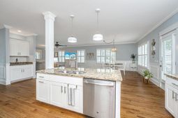 4355 Rugheimer Avenue photo 4