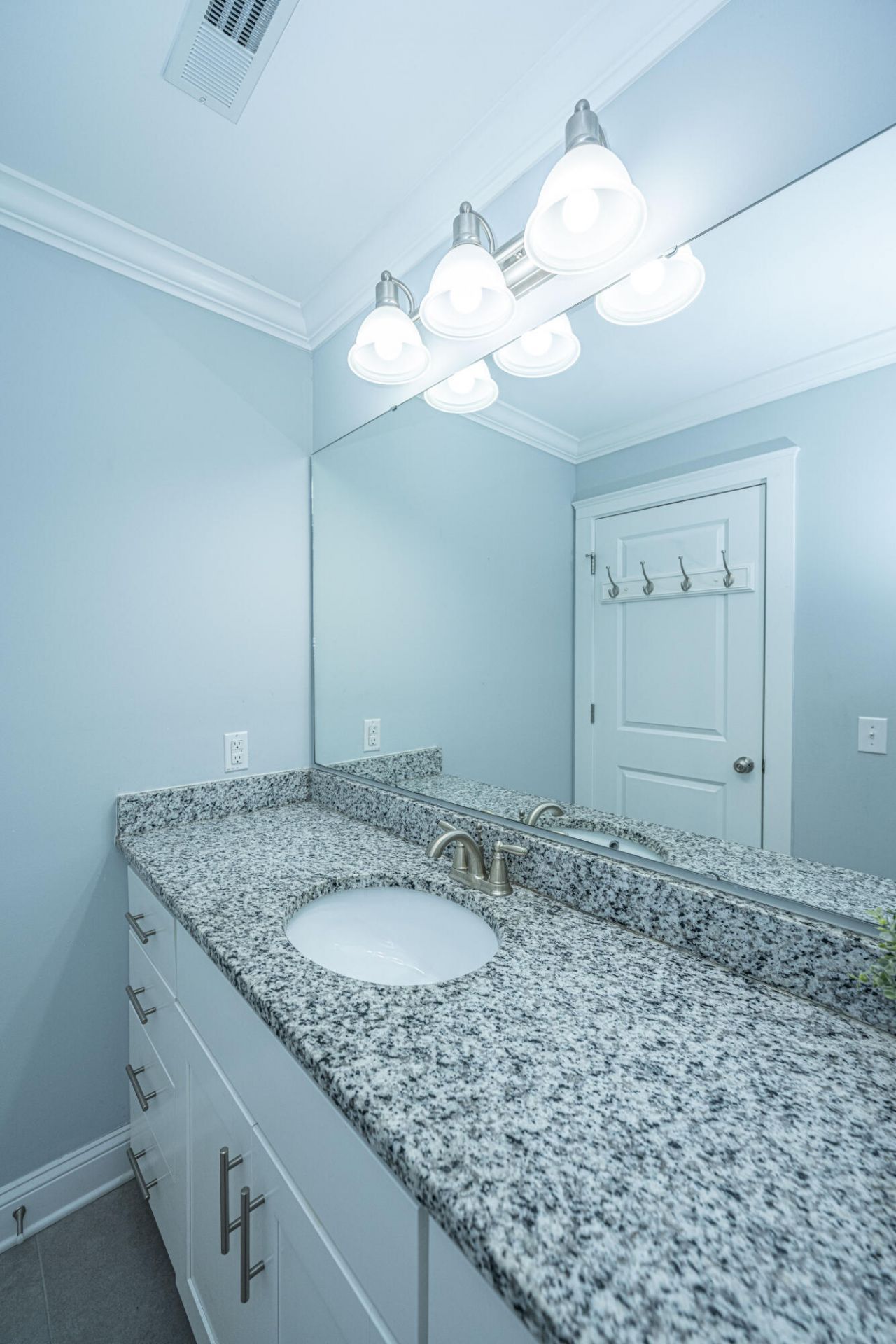 4355 Rugheimer Avenue Photo 37