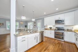 4355 Rugheimer Avenue photo 4