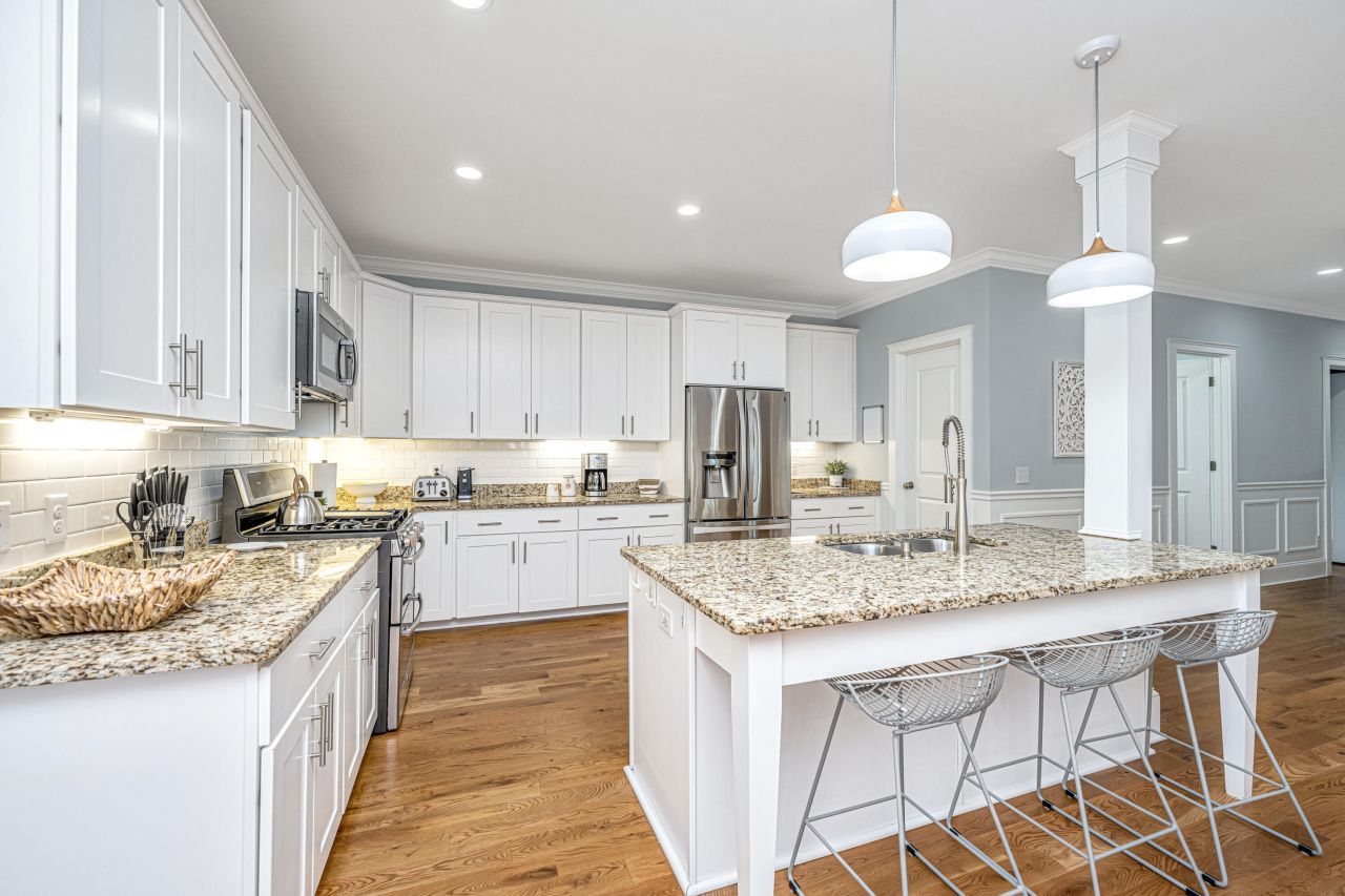 4355 Rugheimer Avenue Photo 9