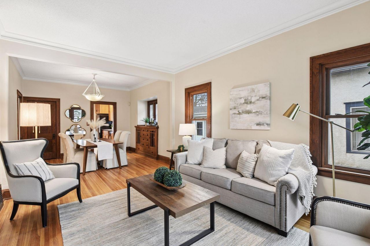 4533 Washburn Avenue S, Minneapolis, MN 55410 Main Photo