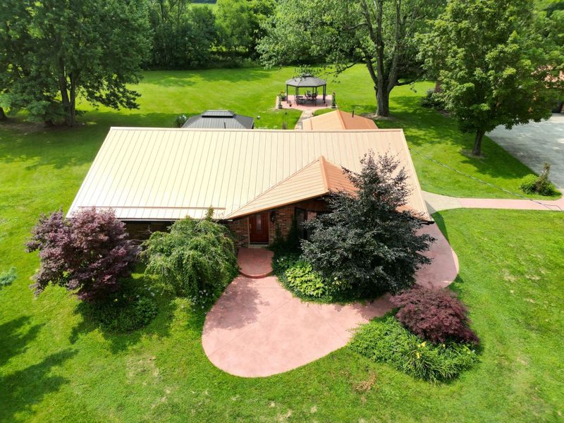 12580 Robins Road , Westerville, OH 43082 Photo 3