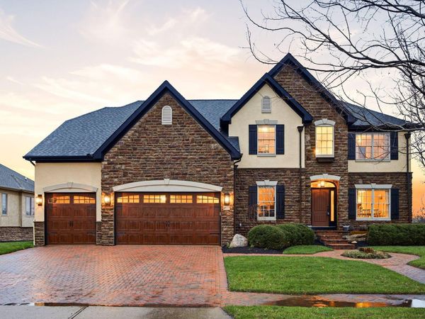 4607 Hirth Hill Road E, Grove City, OH 43123