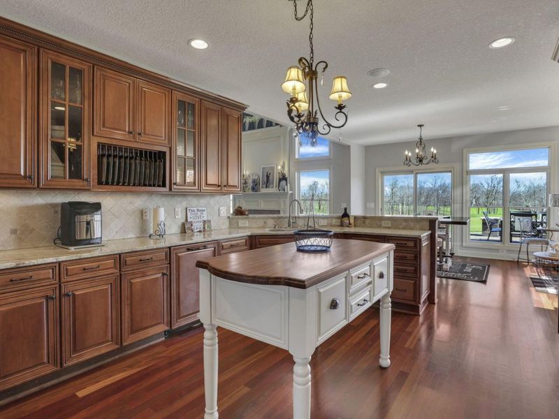 4607 Hirth Hill Road E, Grove City, OH 43123 Photo 6