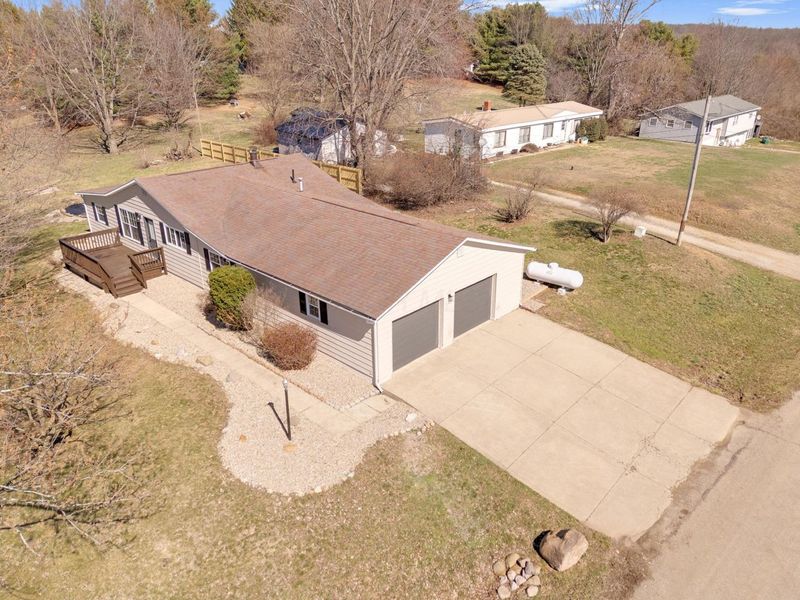 72 Mccoy Road, Saint Louisville, OH 43071 Photo 1