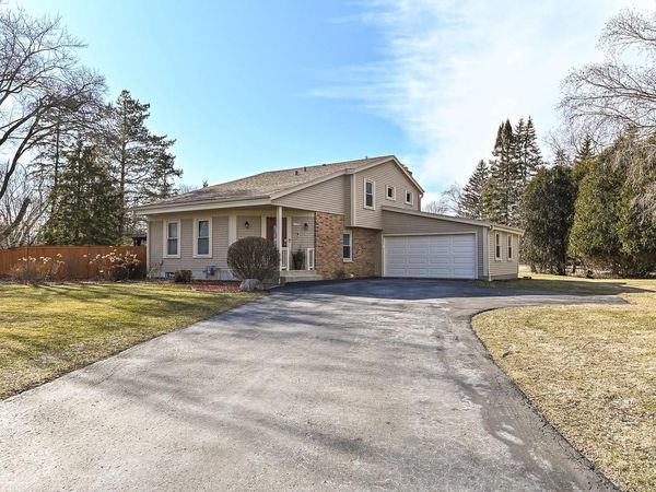 11249 N Oriole LANE, Mequon, WI 53092