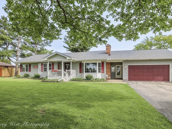 533 Bethany Road, Sycamore, IL 60178