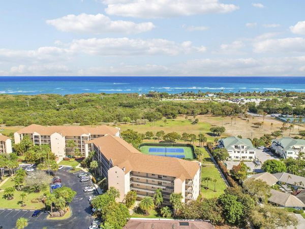 275 Palm Avenue, Unit A406, Jupiter, FL 33477